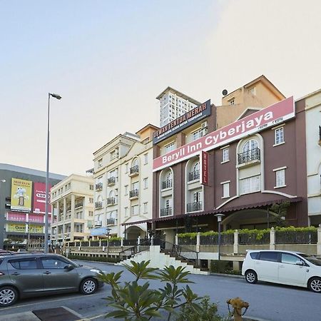 Beryll Inn Cyberjaya Hotel Exterior foto